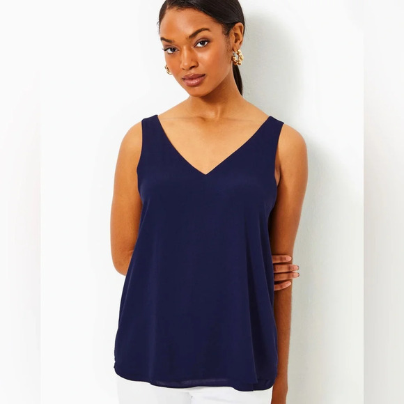 Lily Pulitzer Florin Straight Hem Top. True Navy Blue. Size XS. Oversized. New! - Picture 1 of 10